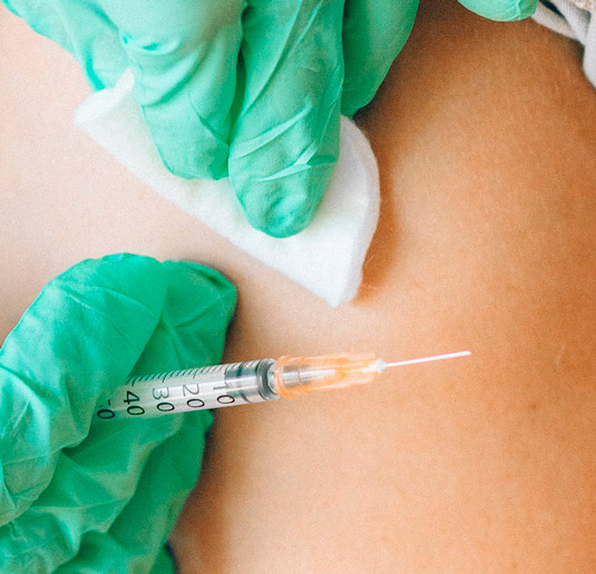 Come affrontare il tema delle vaccinazioni anti Covid-19 nei luoghi di lavoro? - Wospee